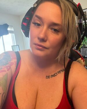 Jessica Cricks Instagram - Happy Easter, everyone! 

I’m tired, sore, mentally exhausted and drained.  But I’m streaming Some fallout and resident evil today, so you should come hang out. ❤️❤️❤️❤️

Live now : twitch.tv/jessickahavok
