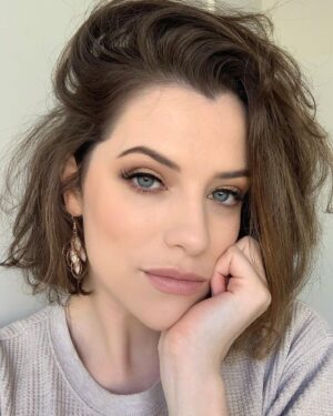 Jessica De Gouw Instagram - 🦘