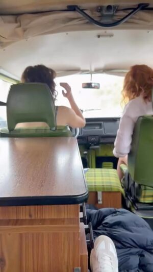 Jessica De Gouw Instagram - I have never driven a stick, nor can I legally drive one, so it makes sense that I would be the one to drive the 1970s kombi van.. onto a beach... with an entire crew waiting. 
Also, we love each other hard and laughed like this every day, so enjoy. 
#TheCoupleNextDoor coming soon to @channel4 and @starz