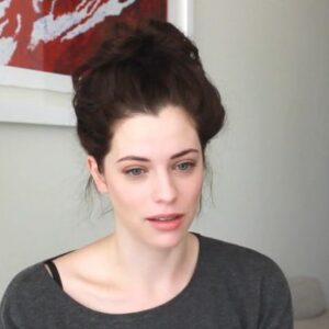 Jessica De Gouw Instagram - Absolutely baffled I didn’t book this job 🤷‍♀️