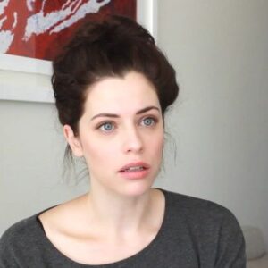 Jessica De Gouw Instagram - Absolutely baffled I didn’t book this job 🤷‍♀️