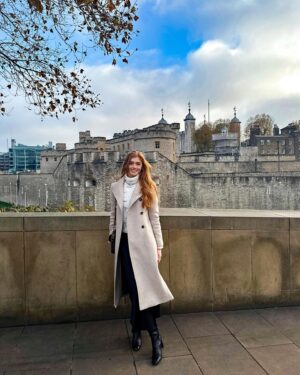 Jessica Gagen Instagram - Winter mornings in the capital ❄️🍂