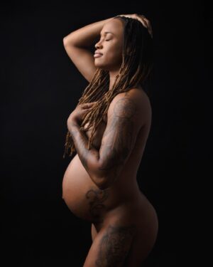 Jessica McDonald Instagram - Cannot wait to meet you, my little walnut! 🤰🏽♥️ 

📸: @marthafelixphotography