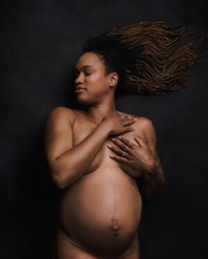 Jessica McDonald Instagram - Cannot wait to meet you, my little walnut! 🤰🏽♥️ 

📸: @marthafelixphotography