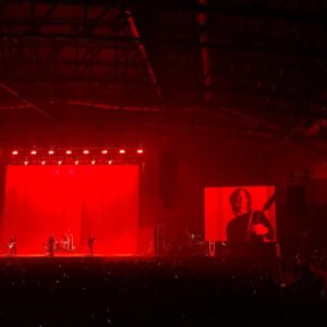 Jessica Pasaphan Instagram - มาส่งนะฮะ สวยงาม 🖤 @theyerstheyers 
#เต้นรำครั้งสุดท้าย 
#theyersfarewellconcert 
#theyers