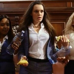 Jessica Sutton Instagram - Don't drop your 🍌 ...cause we bitches will be going LIVE this Sunday( 9pm SAST) to squeal, gossip and answer all questions xoxo 
#thekissingboothmovie #fridaytreat #omggirls #live