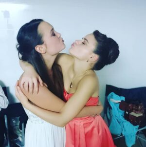 Jessica Sutton Instagram - The way she holds me...take it  @jacobelordi 😜 
#thekissingboothmovie #behindthescenes #cuddleswithbae #throwbackthursday