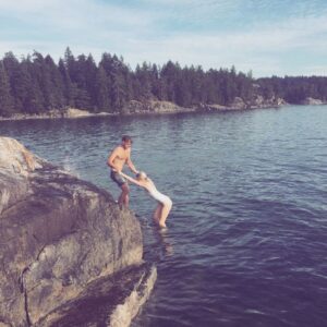 Jessica Amlee Instagram - Jumping in is easy, getting out is the hard part. Thankfully there’s @djonesroberts 💜💜