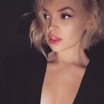 Jessica Amlee Instagram - 👀