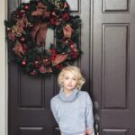 Jessica Amlee Instagram - Hope you are all surrounded with love & laughter this holiday season!!💋💋💋 #merrychristmas #happyhanukkah #happybirthdayjesus