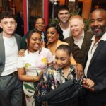 Jessica Betts Instagram - Jesse Titled this The CrossOver 😂😩👽Hulu x Disney Celebration❤️🏆 @niecynash1 @jessetyler @quintab @leedaniels @ravensymone @chrisperfetti @justinmikita