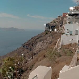 Jessica Betts Instagram - Santorini, Greece 🇬🇷 #BettsofBothWorlds 🌎👽