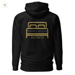 Jessica Betts Instagram - New Merch Alert ‼️🚨 Swipe to see what’s NEW! Go to thebettsofbothworlds.com
#CyberMonday discounts Available Now 👽🍁…@bettsofbothworlds