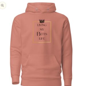 Jessica Betts Instagram - New Merch Alert ‼️🚨 Swipe to see what’s NEW! Go to thebettsofbothworlds.com
#CyberMonday discounts Available Now 👽🍁…@bettsofbothworlds
