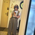 Jessica Fox Instagram - Just call me Annie Hall.