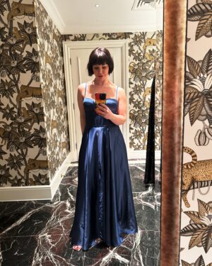 Jessica Fox Instagram - Such a beautiful evening supporting @mariposatrust and @sayinggoodbye_charity and finally getting to meet the amazing @zoeadelle ♥️

Can’t remember the last time I got dressed up - thank you @ohhelloclothing for sending me this beautiful dress, I felt very special! 

*dress gifted