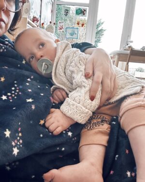 Jessica Fox Instagram - Lately… this week we’ve been struck down by the nasty cold/flu that’s been going around. We’ve both been feeling rotten but the cuddles have been epic. I can’t wait for my little man to be feeling himself again ♥️