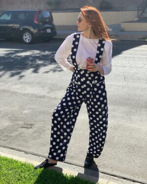 Jessica Harmon Instagram - New hair by @andyjamespaints new outfit from @allegravintij 🧡
.
.
📸 @lennyjacobson