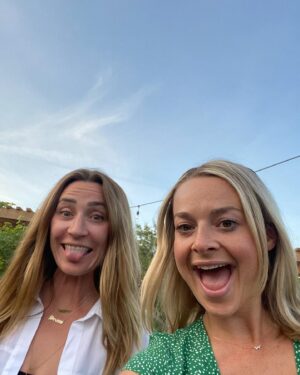 Jessica Harmon Instagram - Love my job.. but I miss my friends. 2.5 months away and counting!