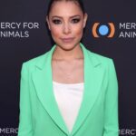 Jessica Parker Kennedy Instagram – A very late thank you to @mercyforanimals for asking me to present an award on this incredibly special night! The honorees included @chefbabette @thekoreanvegan  #JamesCromwell and Joshua.
Let us continue to respect and protect animals and push to end their exploitation through violent and torturous factory farming.
#YouAreWhatYouEat
#Vegan
Makeup by @makeupbymotoko 
Hair by @tildebymatilde
Diamond by @vraiofficial