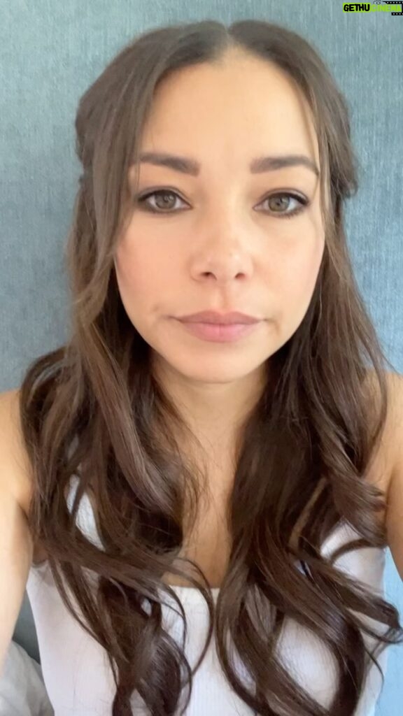 Jessica Parker Kennedy Instagram - Help save Noah’s Ark Sanctuary! It is no longer safe for the animals or their human caretakers! Please sign the petition in the link in my bio! www.change.org/freetheark #FreeTheArk