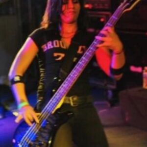 Jessica Pimentel Instagram - Got a lovely text from my great friend @valentebxb reminding me that I am and will always be a tough guy 😂 blast from the past at Hardcore/tattoo convention with @desolate_nyc @officialspector #jessicapimentelmusic