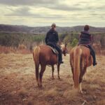 Jessica Stroup Instagram - Mom showing me the ropes. 🐴⛰❤️