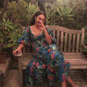 Jessica Sula Instagram - I asked @cowboywife1 to take some photos for the gram after @paniconprime press and this is what we did. She does not want me to share these as they are terrible. Influencers how do you do it ? Thank you @thealist.us and @farmrio for making me look presentable.