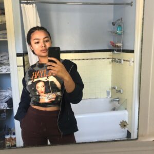 Jessica Sula Instagram - Set it off inspired