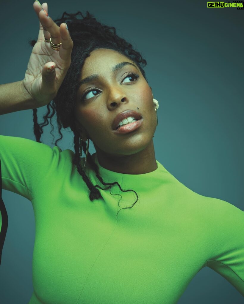 Jessica Williams Instagram - Happy Emmy Season! Here are some truly gorgeous and danktastic photos of some of our cast for Emmy Magazine! 📸// @robertascroft @televisionacad and #emmymagazine. Makeup// @cherishbrookehill Hair// @milesjeffrieshair Stylist// @sarahslutsky Stylist assist// @carlee___ Dress// @proenzaschouler Boots// @brothervellies