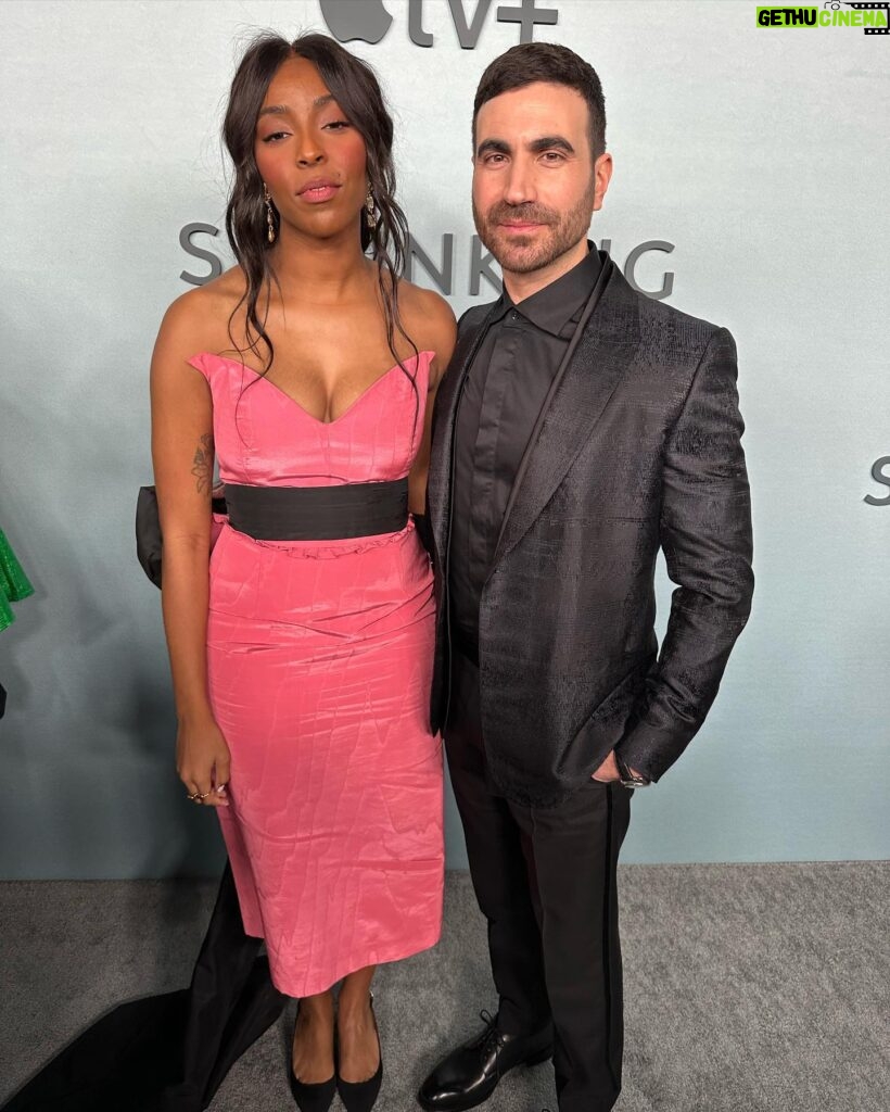 Jessica Williams Instagram - Finally recovered from my hangover so here are some photos from the other night at the SHRINKING premiere! love this cast so much! They aight!!! Catch us all on @appletvplus THANK YOU GLAM FAM! Dress// @markarian_nyc Jewels// @mondomondo Shoes// Aquazurra Styling// @sarahslutsky Makeup// @cherishbrookehill Hair// @alexander_armand Brows// @rashellbeauty