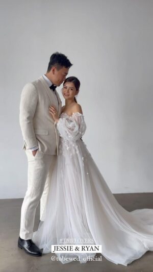 Jessie Fong Win-Lam Instagram - Prewedding with #TBWLOVERS Jessie and Ryan ♡
Our bride Jessie chose the sweet 2 ways Musette gown for her studio shoot and our mini dress for the outdoor shoot.
Musette gown from @tomsebastien_official is so exquisite with all those 3D floral appliqué where the Delaney dress from @untamedpetals is very easy to handle and perfect for your outdoor twirling shot. 
-
Book your trial now and make your own dress combination ! We have something just for you. 
-
Photo @janetchanphotography 
MUA @joman_wedding @elyselovelife #jomanelyse 
Accessory @chelleryhk 
Suit @hiatushk 
Studio @theaisle.wedding 

𝐃𝐌 𝐟𝐨𝐫 𝐚𝐩𝐩𝐨𝐢𝐧𝐭𝐦𝐚𝐧𝐭 
#tobewedhk #tbwmini #tbwrealbride