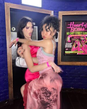 Jessie Mae Alonzo Instagram - ‘Everything now’ out now on @netflix