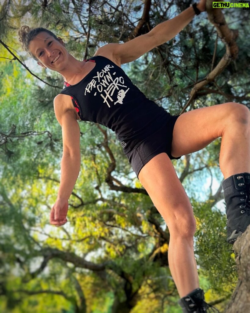 Jessie Graff Instagram - If you loved the shirts my mom and i wore on Ninja Warrior this year, you can get your own from @constantly_varied_gear ! Thanks for supporting us! #BeYourOwnHero #StrengthIsAgeless #nevertooold #nevertoolate