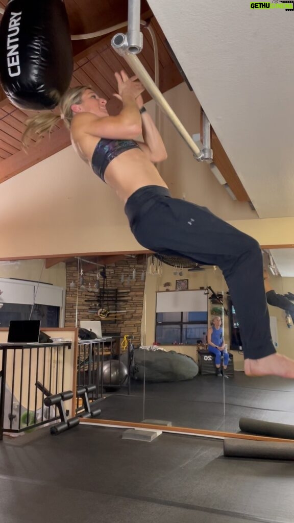 Jessie Graff Instagram - Now that my mom @ginnymaccoll is nailing the #salmonpop drill, I’ll demo my next progression for home #salmonladder training. See if you can get enough air time to add a clap at the top of each pop. If you can, you’re probably getting high enough to advance up a standard salmon ladder! This drill is great for practicing the rhythm and endurance to connect many rungs in a row 🐠🪜😁