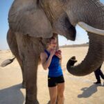 Jessie Graff Instagram - Thank you so much to @nas_sc for this once-in-a-lifetime experience to share apples with beautiful brilliant elephants! #naswildlife #elephants #sharingiscaring
