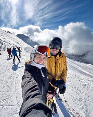 Jessika Dénommée Instagram - 30 ans for my love❤️😬 
Je lui ai donc organisé un petit séjour surprise de 4 jours à Whistler ❤️