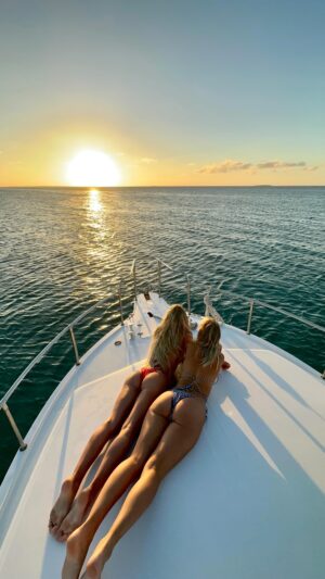 Jessika Dénommée Instagram - Live life to the fullest ❤️ #traveltheworld

@passporterapp 
@cubatravelcu #cubaunica #cuba #cubatravel #traveler