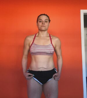 Jessika Evelyn Heiser Instagram - Excited to be the leanest I’ve ever been. 

The last time I was at this weight was right before my tryout. I was eating less than 50g of carbs a day and was afraid a banana would make me put on weight. I was doing a ton of cardio and where I was at just wasn’t maintainable. I’ve learned so much since then.

Don’t get me wrong, being in a dieting phase to cut body fat isn’t easy but it’s absolutely doable in a healthy way. I have 2 more weeks until my photoshoot and can’t wait to look and feel the best me possible in the photos and maintain this weight going into Wrestlemania season. 🔥 

My body has been through a lot, and I’m proud of every inch of it. 

Happy Monday.

Coach: @mrs.deyampert