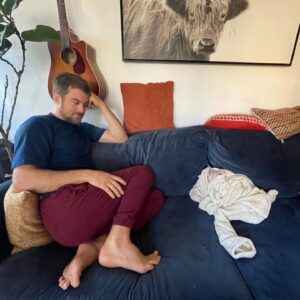 Jessy Schram Instagram - To my HUSBAND 🥰 I am so very thankful for every spec of stardust that came together to make you. Your heart and ability to grow. Your curiosity and fancy homemade breakfasts every morning. The laughs, kitchen dances and the many insane home projects you take on single handedly, only ever asking for ice water as help. The way you love me and Pirate…  I love you. Happy happy Birthday. I hope you get all your wishes and more 💌