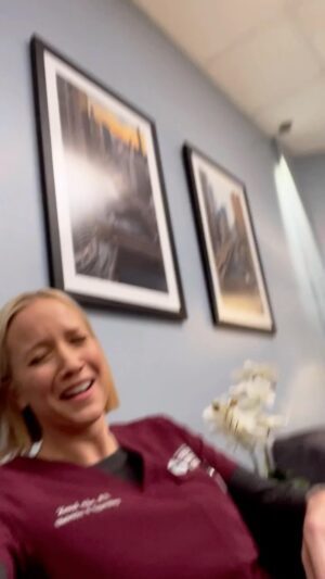 Jessy Schram Instagram - It’s nighttime in the ED. #chicagomed #onechicago