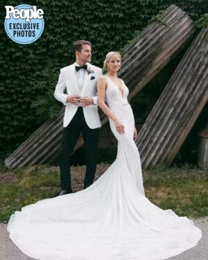 Jessy Schram Instagram - Still on cloud 9, taking in every single moment of the joy explosion that was this weekend. I got to marry the man of my dreams while being surrounded by the most loving, supportive and epically fun family and friends. We are beyond grateful. Thank you @people for the beautiful write up, sharing some of the details our day 🤍