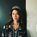 Jewel Staite Instagram - Big 👑energy for 2024