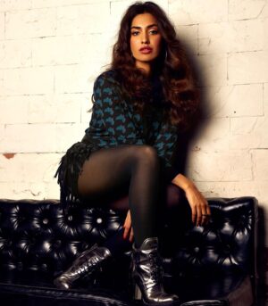 Jhataleka Malhotra Instagram - Misfit ♥︎

Brand @dyelogbyshray 
Photographer @zackfenwick23 
Stylists @shraysidang @megstier 
Make up @makeupby_yamini 
Hair @irshad__hair