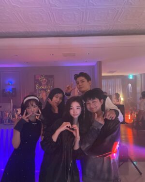 Ji Hye-won Instagram - 🖤 @netflixkr  #hierarchy