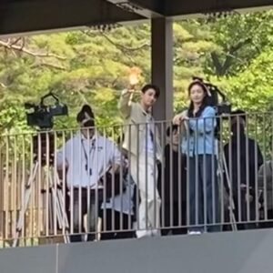 Ji Hye-won Instagram - 리안아 잘 찍고 있어? (◕‿◕)