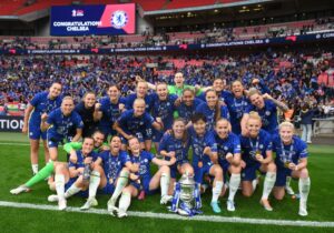 Ji So-yun Instagram - What a beautiful way to say goodbye 💙 
Thank you for the most incredible, unforgettable 8 and a half years. No words can describe how much i will be missing all the staff and teammates and of course the fans.
This truly is the perfect way to end my chelsea career 💙 
Love you all 
UP THE CHELS! 💙💙