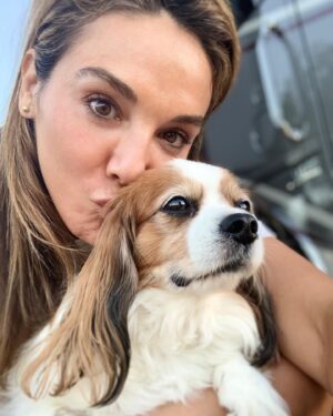 Jill-Michele Meleán Instagram - 2020 is a 3D nightmare! 
❤️🐶#mrjack needs everyone’s positive healing vibes targeted to him please.  He’s in the ER now & seeing the cardiologist in the afternoon. ❤️

#tryingtokeepittogether #dogmom #prayersneeded
