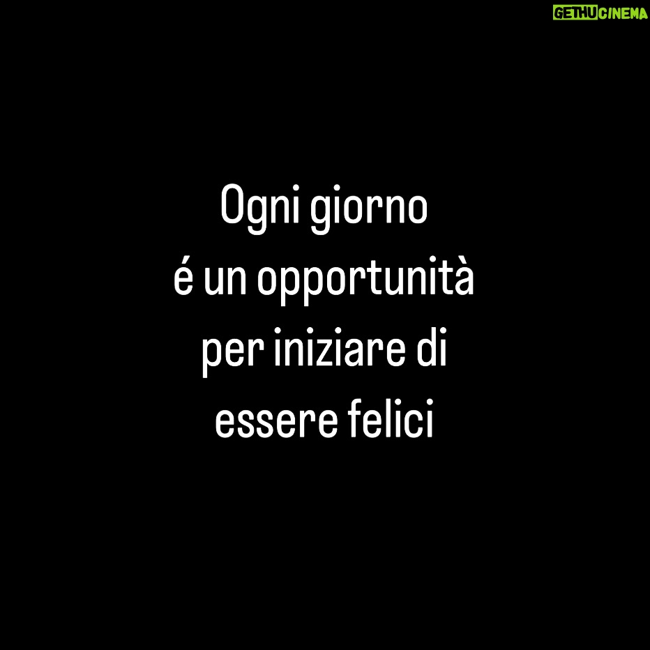 Jill Cooper Instagram - Cambiamenti quantistici? ✅ Decidere di cambiare ✅ Inizia a cambiare ✅ Ti porterà su un nuovo binario 🌈 Non serve il multi-verso ci sei già dentro! Guarda il mio webinar qui 👉https://jillcooper.it/in-forma-con-jill/ #jillcooper #webinar #happiness #change #nowjillcooper #goodvibes #fyp #viral