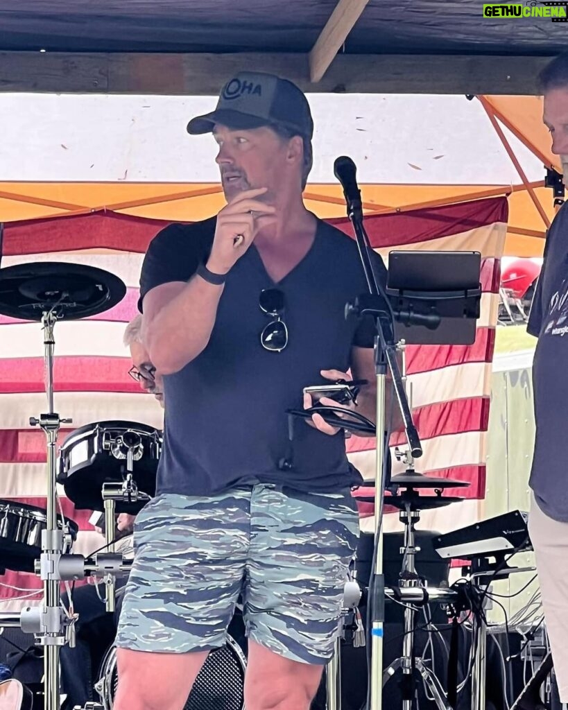 Jill Wagner Instagram - Today is the day !!! Tickets for The Patriotic Pick 2024 at Scott Mansion Farms go on sale ! The event helps support @sofwarriorfnd . Last year we sold out in less than 3 days ! Click the link in my bio to purchase or I am putting the link here as well ! See ya on Sept !!! https://app.promotix.com/events/details/The-Patriotic-Pick--2024-tickets